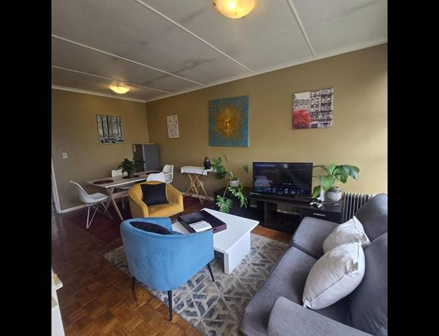 2 BEDROOM APARTMENT FOR SALE IN LYNDHURST